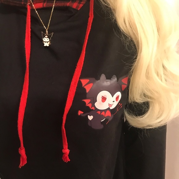 Adorable vintage y2k hoodie and necklace set ❤️✨💀 - Picture 5 of 15